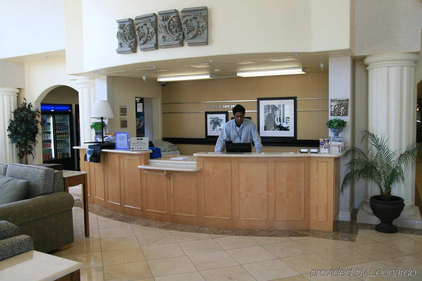 Hampton Inn & Suites San Jose İç mekan fotoğraf